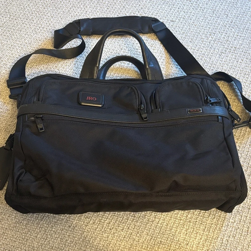 Tumi Alpha 2 briefcase